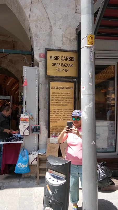 Photo of EMİNÖNÜ MISIR ÇARŞISI, Rüstem Paşa Mahallesi, Fatih/Istanbul, Turkey by Aditi Chaudhary