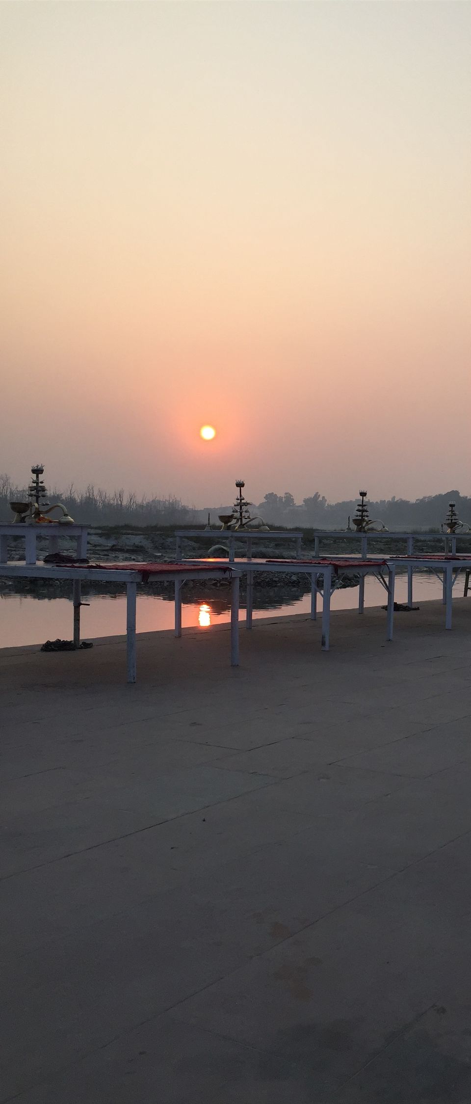 Photo of Triveni Ghat, Mayakund, Rishikesh, Uttarakhand, India by Neha Dharwar