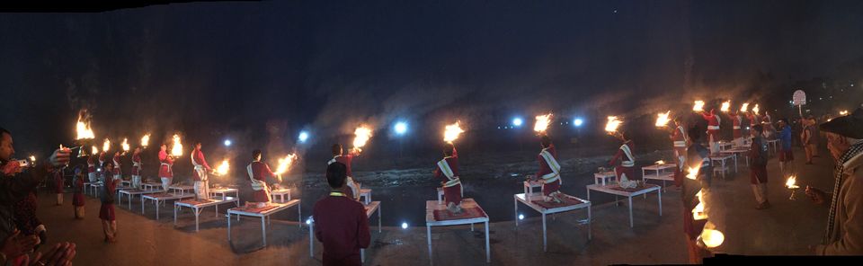 Photo of Triveni Ghat, Mayakund, Rishikesh, Uttarakhand, India by Neha Dharwar