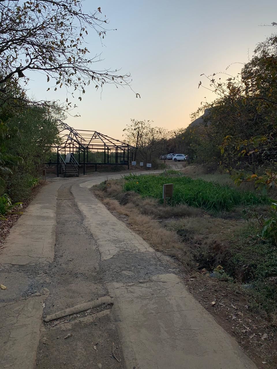Photo of A cabin in the woods, Machan. 4/6 by Neha Dharwar