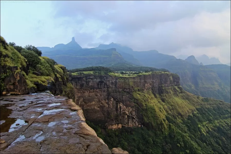 Photo of Sandhan Valley, Ahmednagar, Maharashtra, India by Rohit