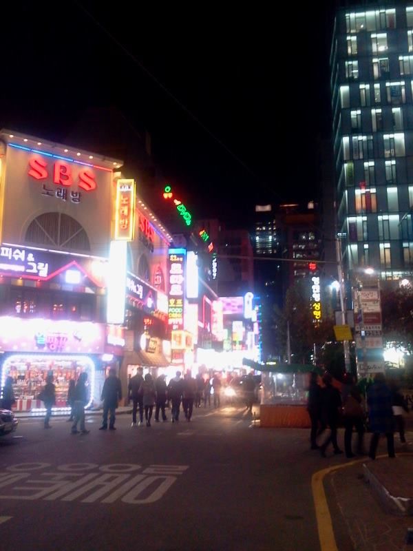 Photo of Getting Around Seoul By Subway by Neil Mugas