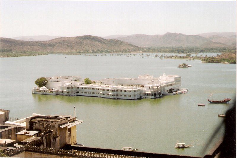 Photo of Nathdwar, Udaipur & Mount Abu on a shoestring budget 13/26 by Omkar Shibad