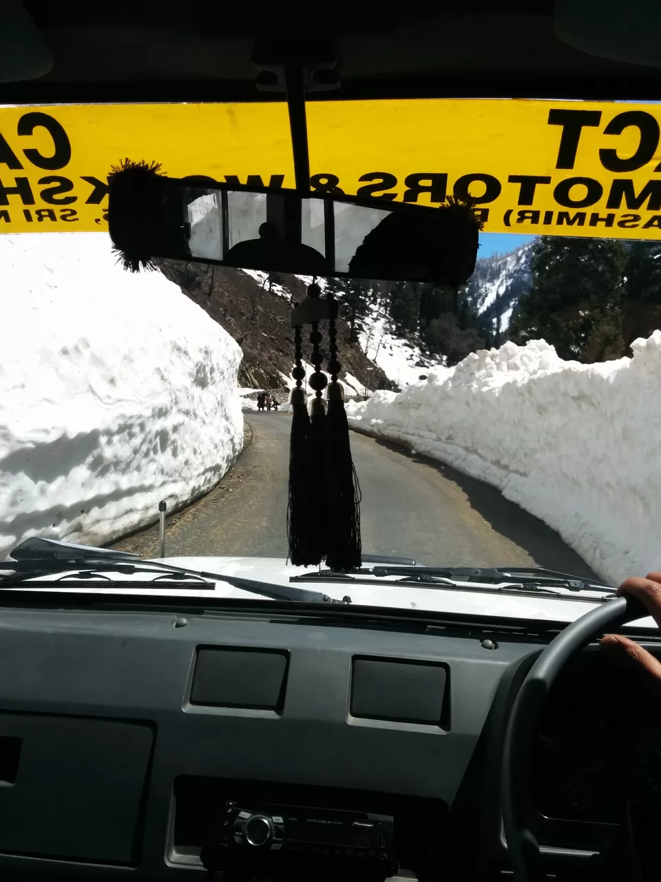 Photo of kashmir by mayank bajaj