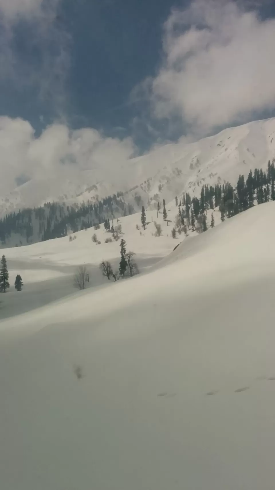 Photo of kashmir by mayank bajaj