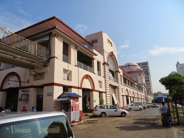 Photo of Bogyoke Aung San Market, Bo Gyoke Road, Yangon, Yangon Region, Republic of the Union of Myanmar by Molly