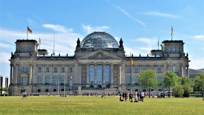 Photo of Reichstag Building, Platz der Republik, Berlin, Germany by Ankita & Mohit