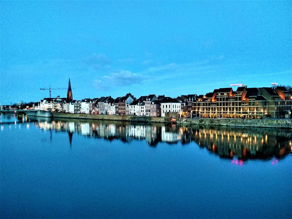 Photo of How We Covered 3 European Cities in 20 Euros A Day 2/3 by Ankita & Mohit