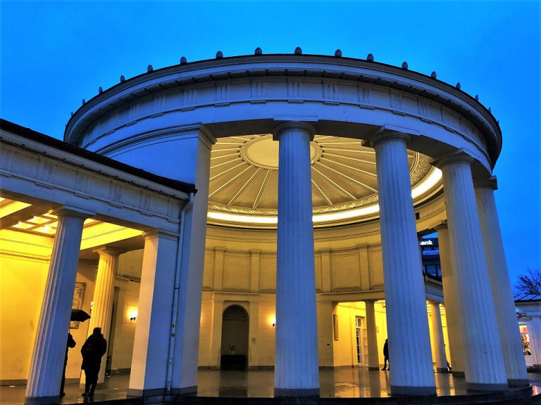 Photo of How We Covered 3 European Cities in 20 Euros A Day 3/3 by Ankita & Mohit