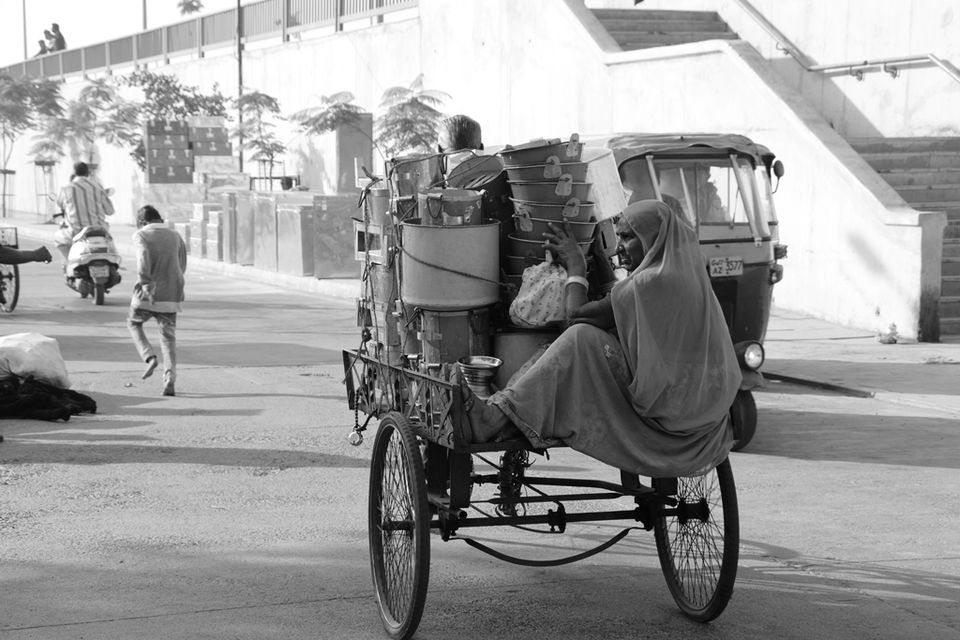 Photo of A Visual Indulgence – Shopper's Paradise – Ravivari 18/44 by Ravi Patel