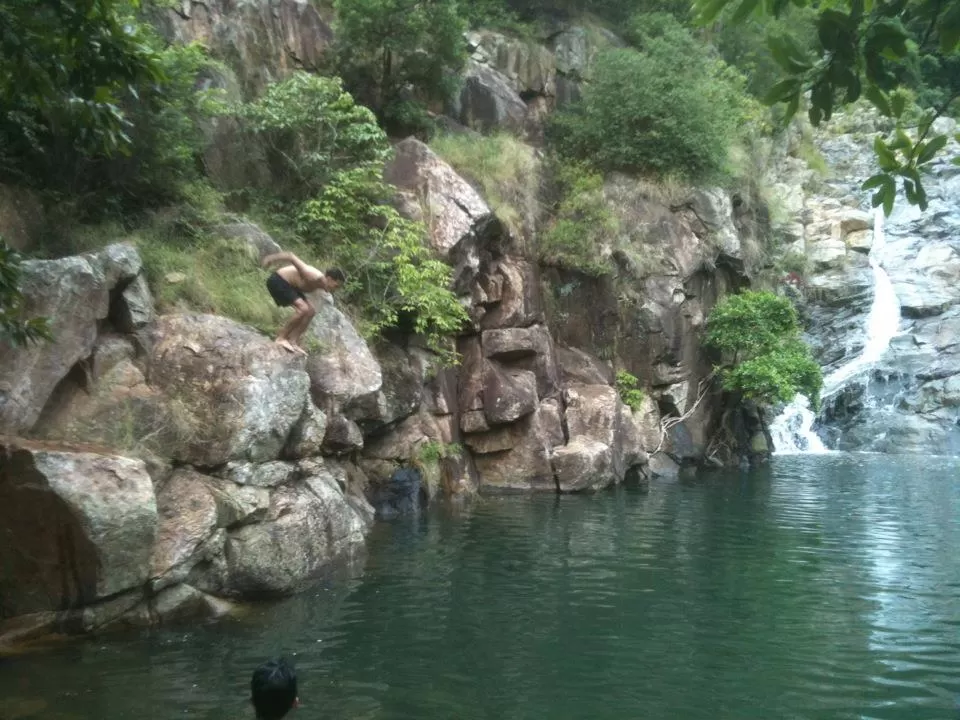 Photo of Hiking to Man Cheung PO (infinity pool) by Sonali Shah