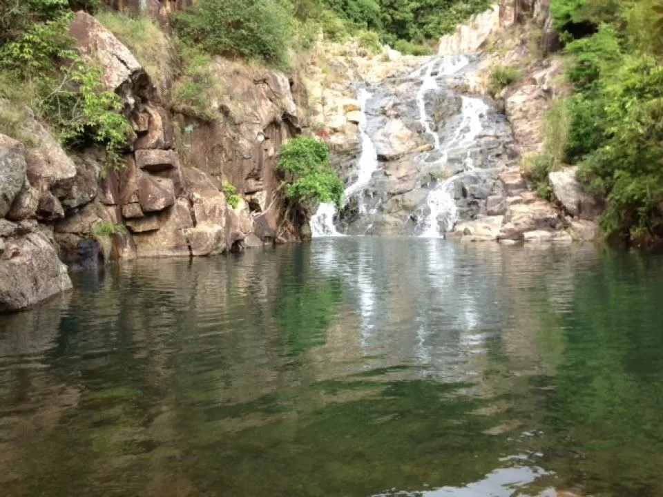Photo of Hiking to Man Cheung PO (infinity pool) by Sonali Shah