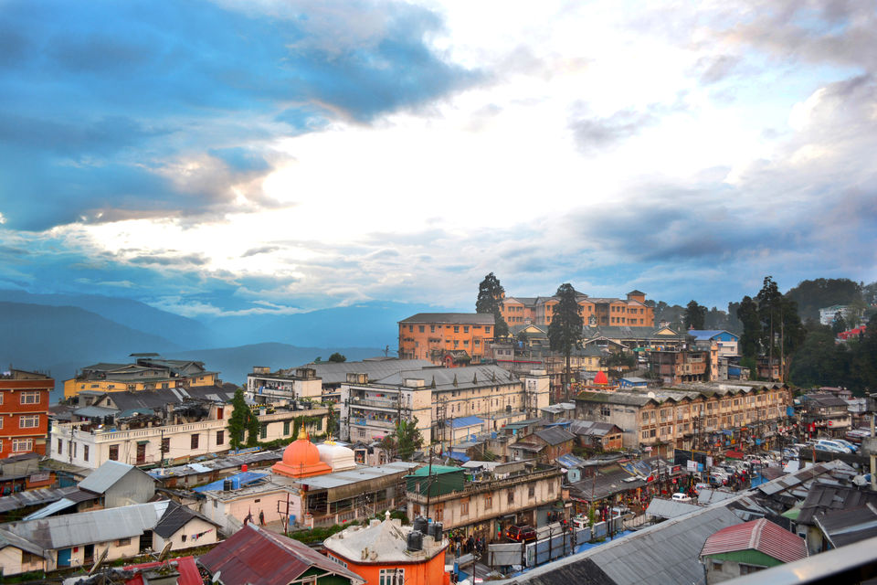 Photo of Darjeeling, West Bengal, India by Niyati Shah