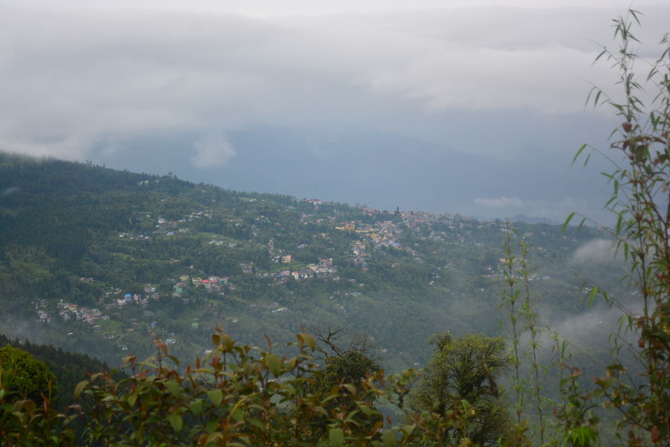Photo of Tiger Hill, Darjeeling, West Bengal by Niyati Shah