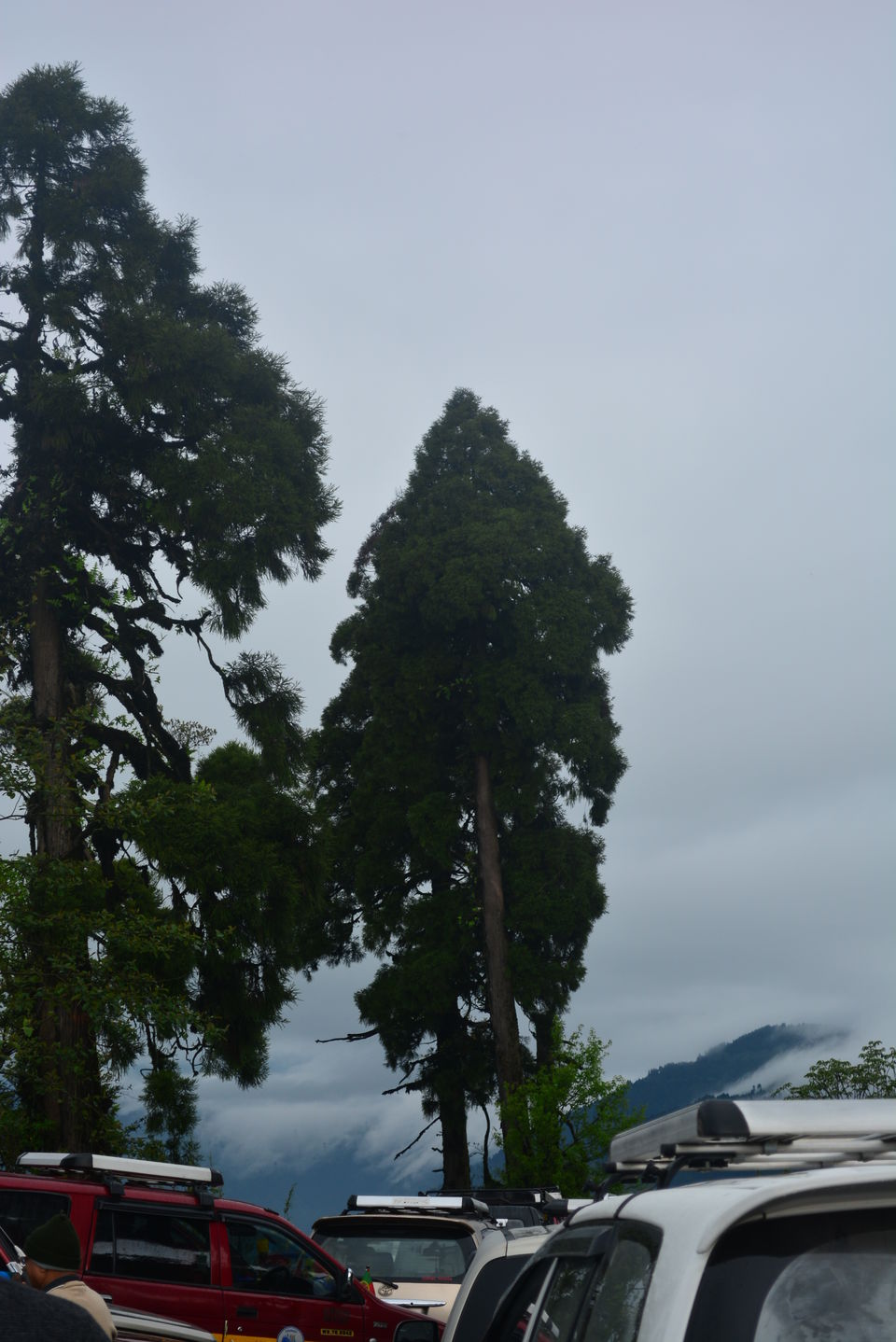 Photo of Tiger Hill, Darjeeling, West Bengal by Niyati Shah