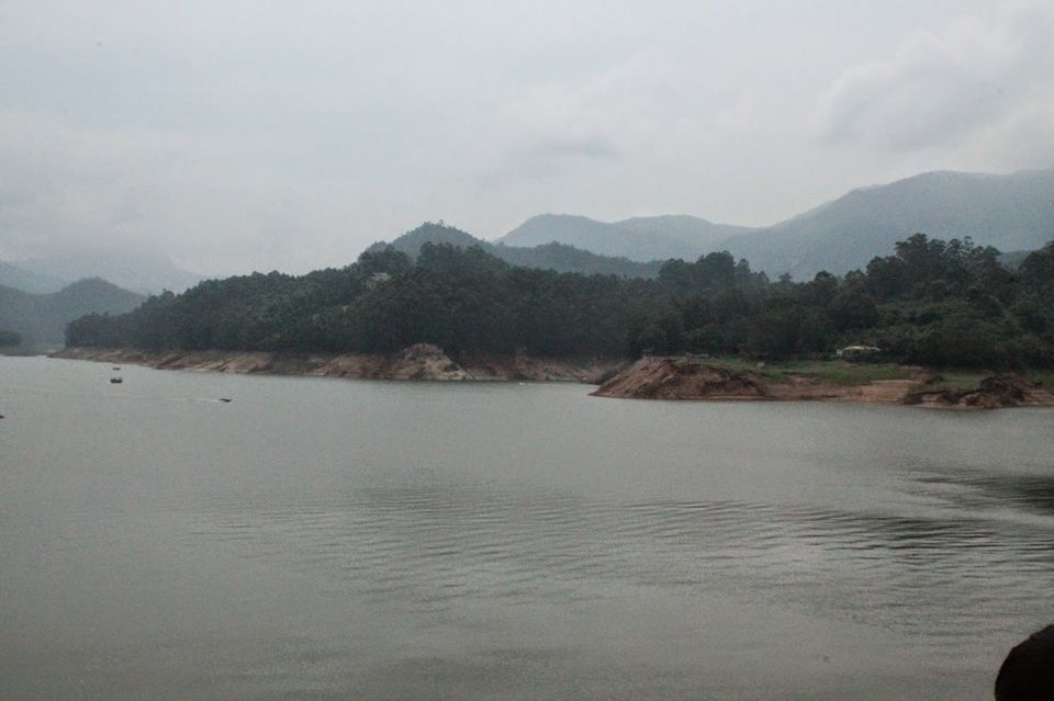 Photo of Misty Heights of Munnar 3/15 by Parvathy Gopikochumattel