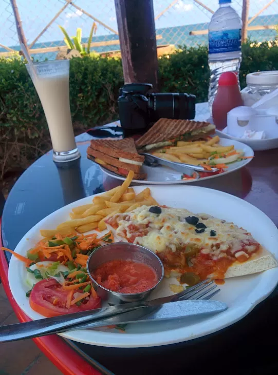 Photo of Le Cafe, Beach Road, Near Gandhi Statue, Puducherry, Puducherry 605001, India by Archana Singh