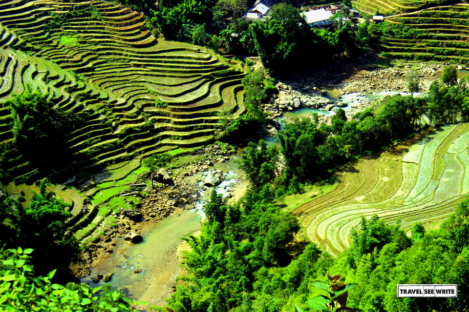 Photo of A Practical Guidebook for your first Vietnam visit. 3/5 by Archana Singh