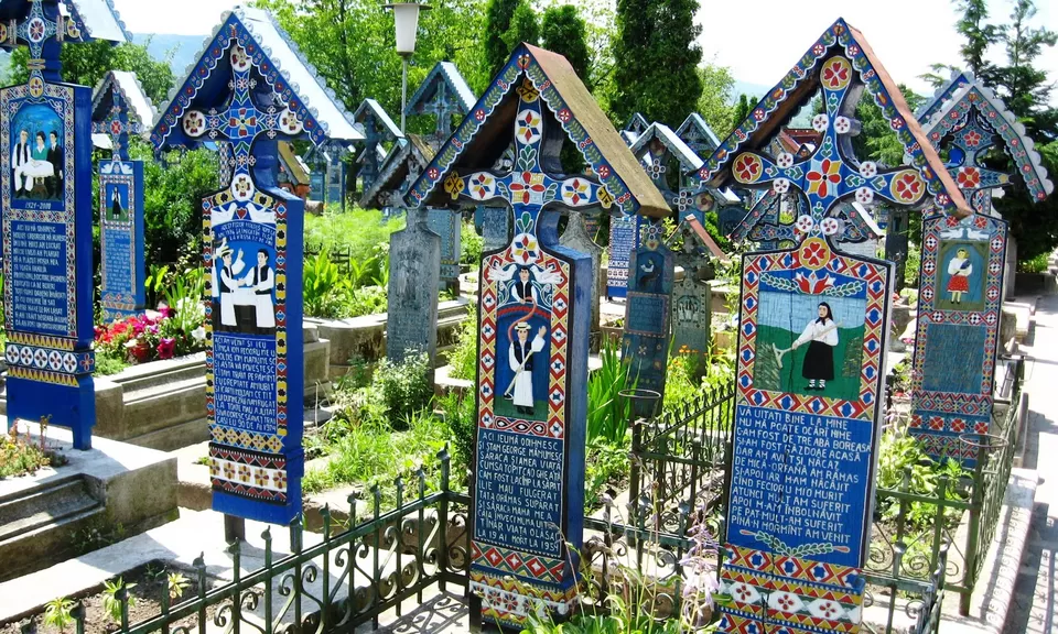 Photo of R.I.P - 5 Cemeteries Worth Visiting by SONIA DAVID