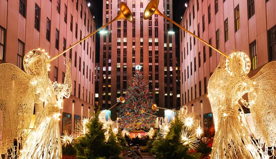 Photo of 5 Best Places To Celebrate CHRISTMAS! by SONIA DAVID