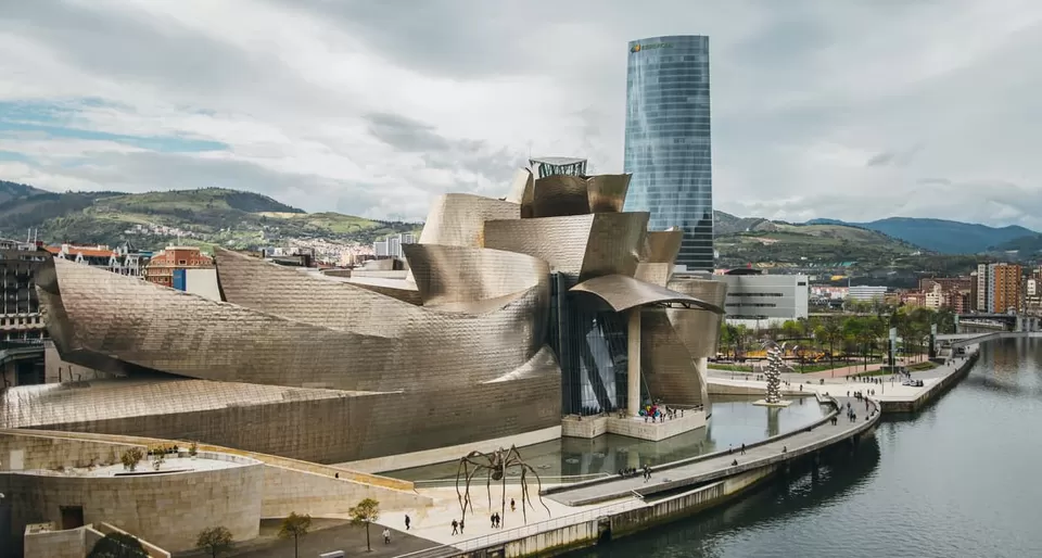 Photo of 6 Outstanding Buildings In The World! by SONIA DAVID