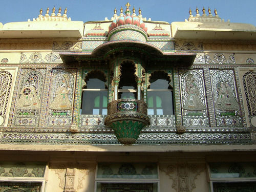 Photo of Bagore Ki Haveli Museum, Silawatwari, Udaipur, Rajasthan, India by Chhavi Srivastav