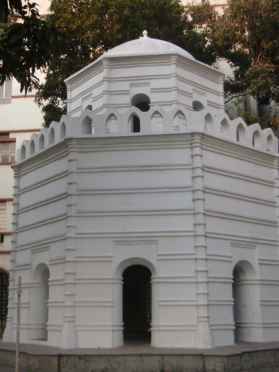 Photo of Job Charnock's mausoleum by Debashree Roy