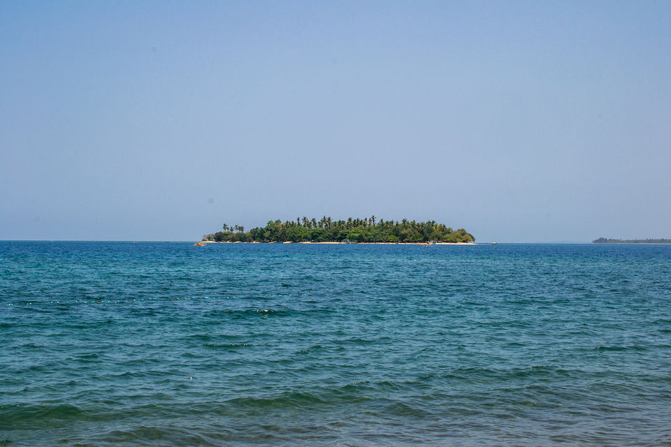 Photo of A few hours at Potipot Island, Zambales 5/5 by Avirup Chatterjee