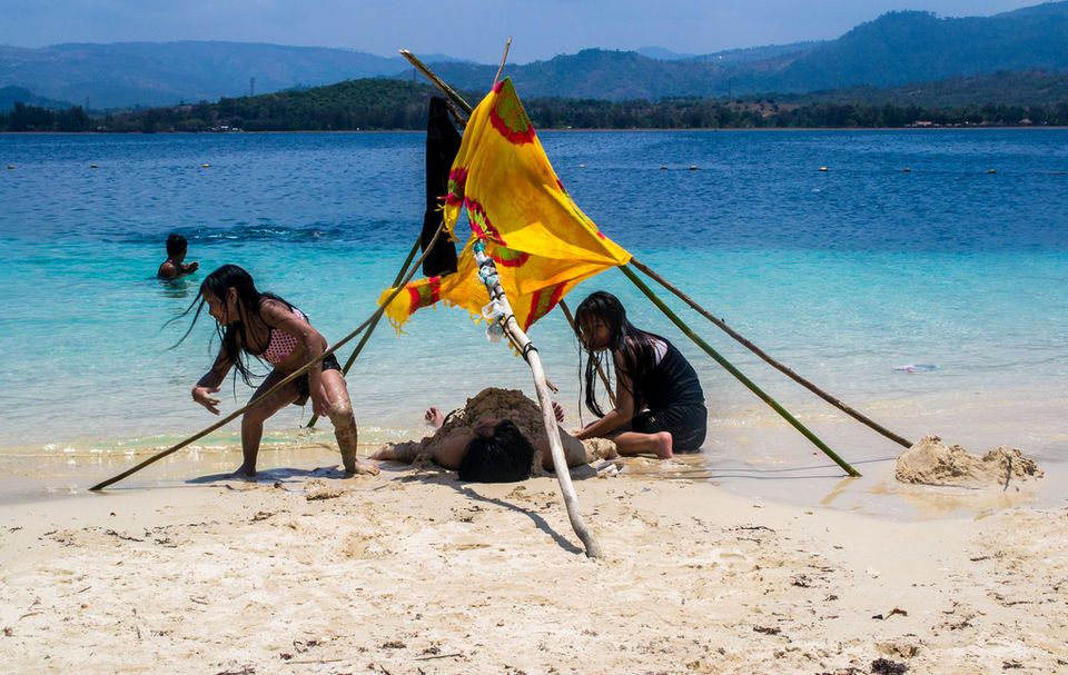 Photo of A few hours at Potipot Island, Zambales 2/5 by Avirup Chatterjee