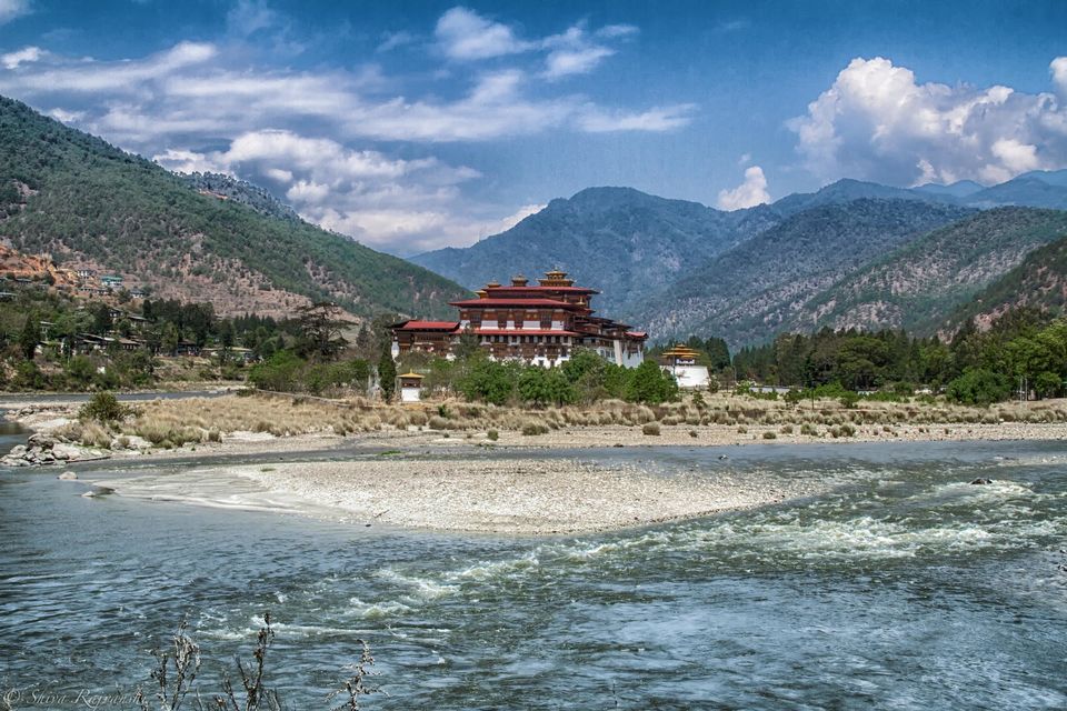 Photo of Road Trip to The Last Great Himalayan Kingdom - Bhutan 13/23 by Shiva Rajvanshi