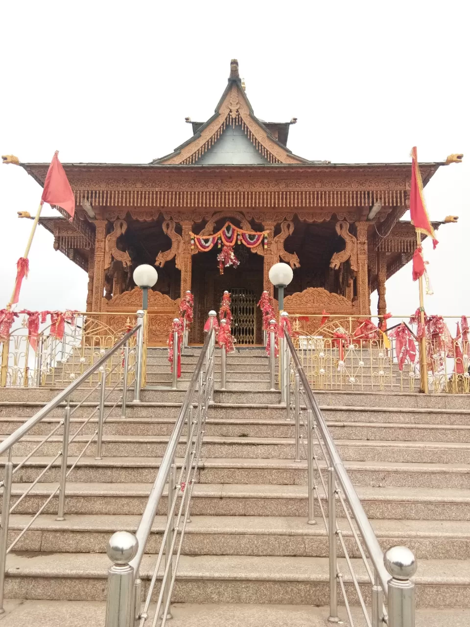 Photo of If you are bored of Shimla, read this. by Sidharth Kaushal