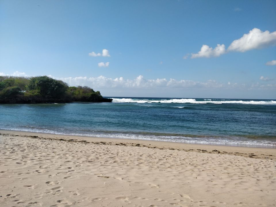 Photo of Nusa Dua beach, Benoa, Badung Regency, Bali, Indonesia by Prateek Gupta