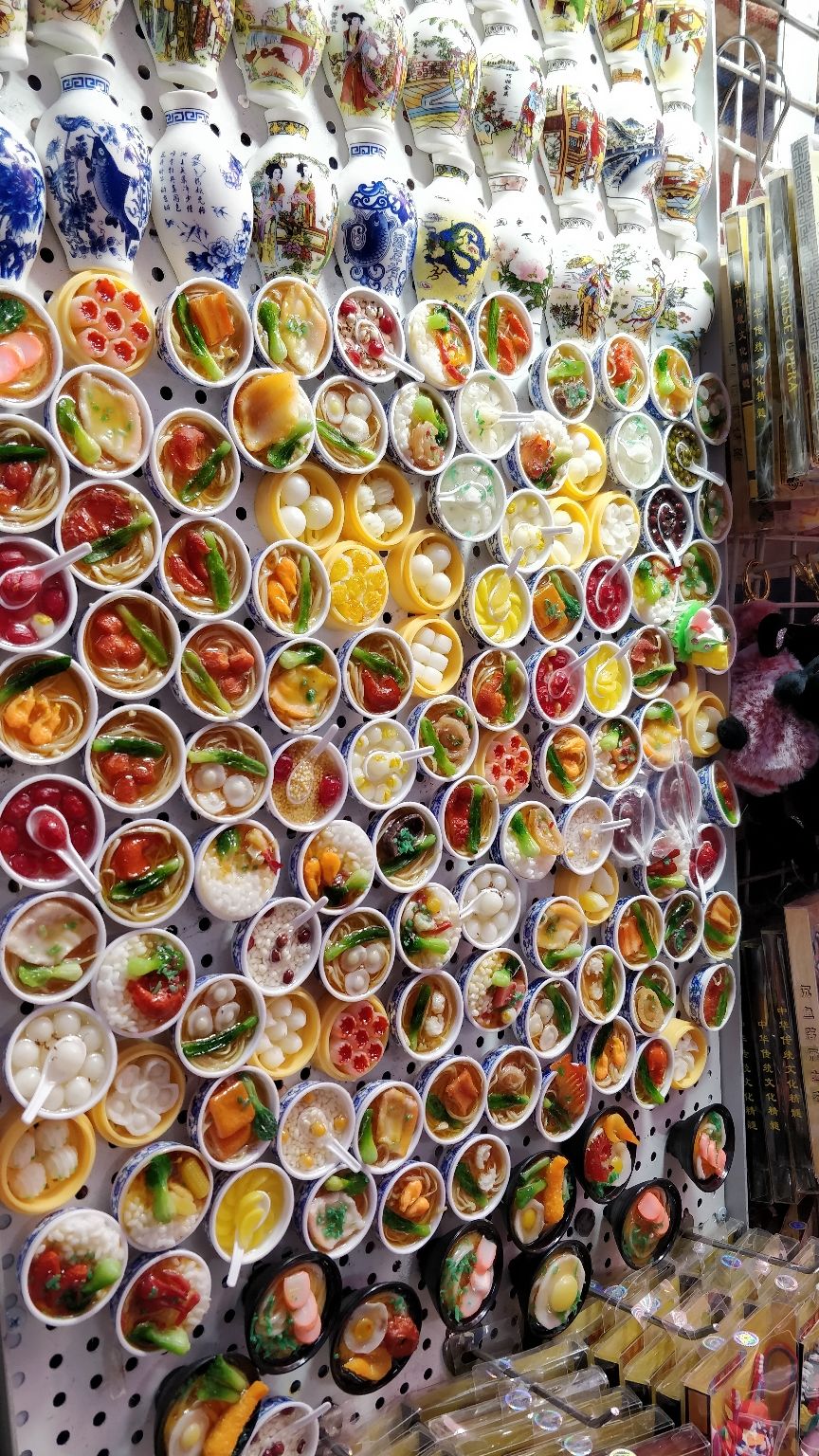 Photo of Ladies Market, Tung Choi Street, Mong Kok, Hong Kong by Prateek Gupta