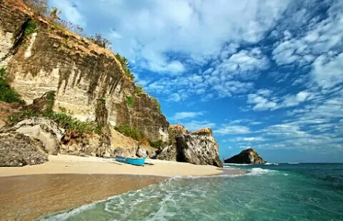 Photo of Zambales, Central Luzon, Philippines by Nima Cu