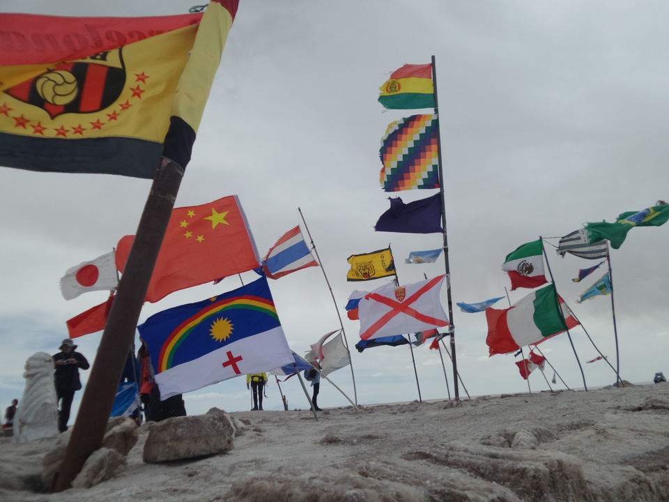 Photo of From equator to antarctic circle of South America ~ Uyuni / Salar De Tunupa 6/16 by karen yang