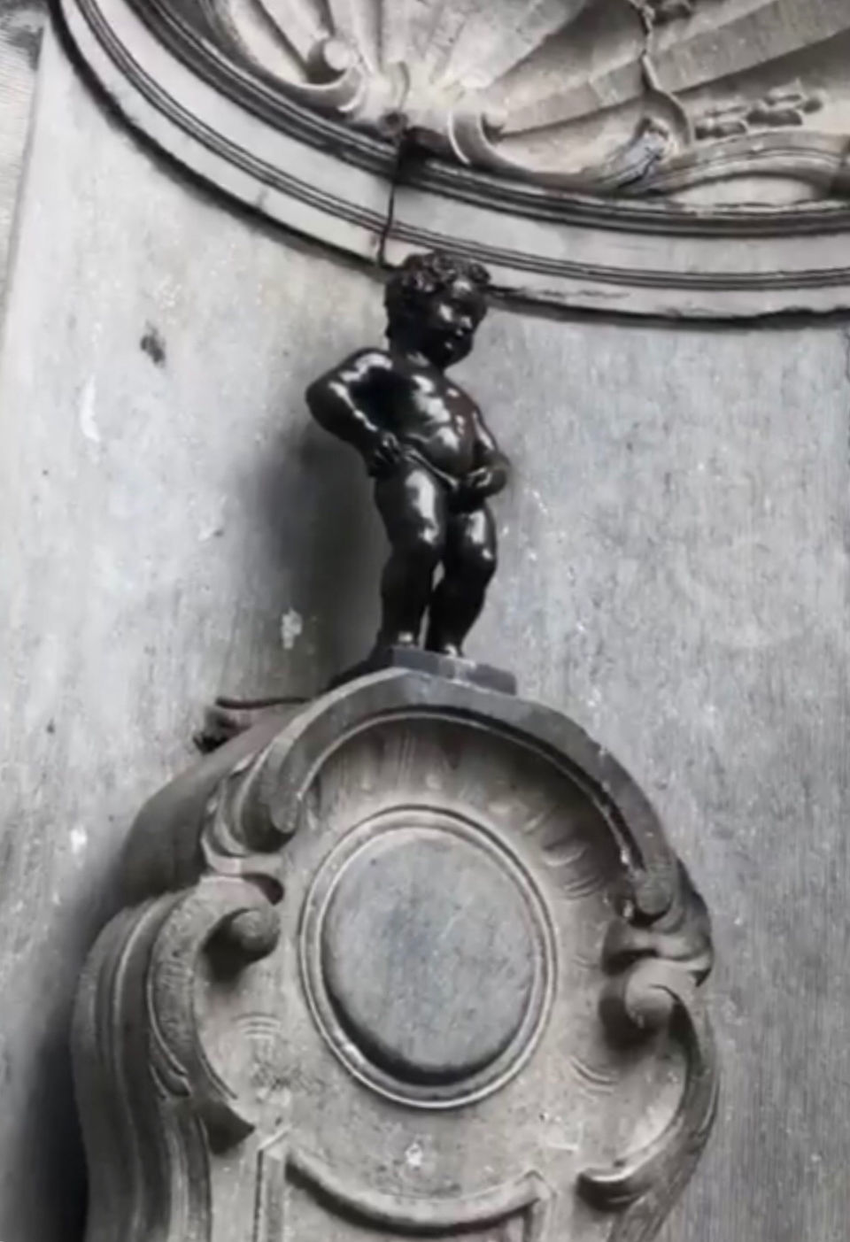 Photo of Manneken Pis, Brussels, Belgium by Bhagyashri