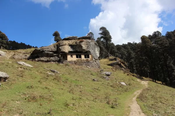 Photo of Sarolsar, Kullu, Himachal Pradesh, India by Miles 2 Smile