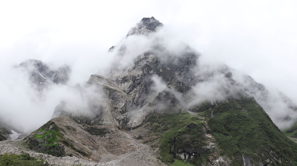 Photo of SOULFUL SIKKIM : Part II : Lachen - Gurudongmar Lake - Lachung- Yumthang Valley- Gangtok by anila