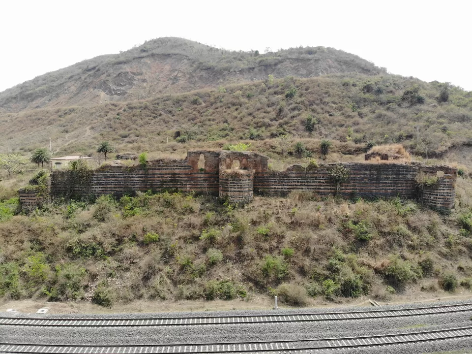 Photo of Teliagarhi Fort, Kanhangad, Jharkhand, India by anila