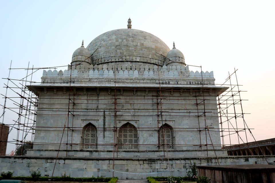 Photo of Hoshang Shah Tomb, Mandu, Mandav, Madhya Pradesh, India by anila