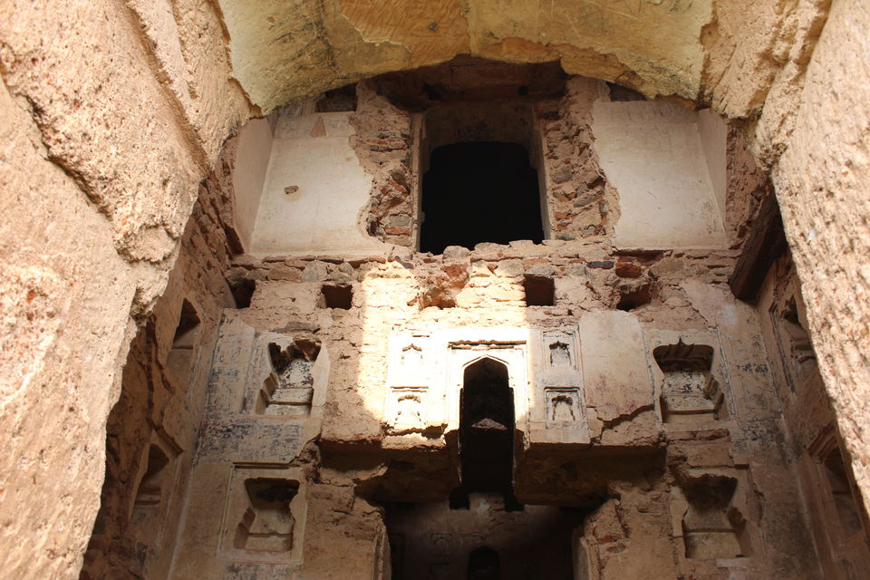Photo of Journey to the unheard history of Chotanagpur : Navratnagarh, Gumla, Jharkhand by anila