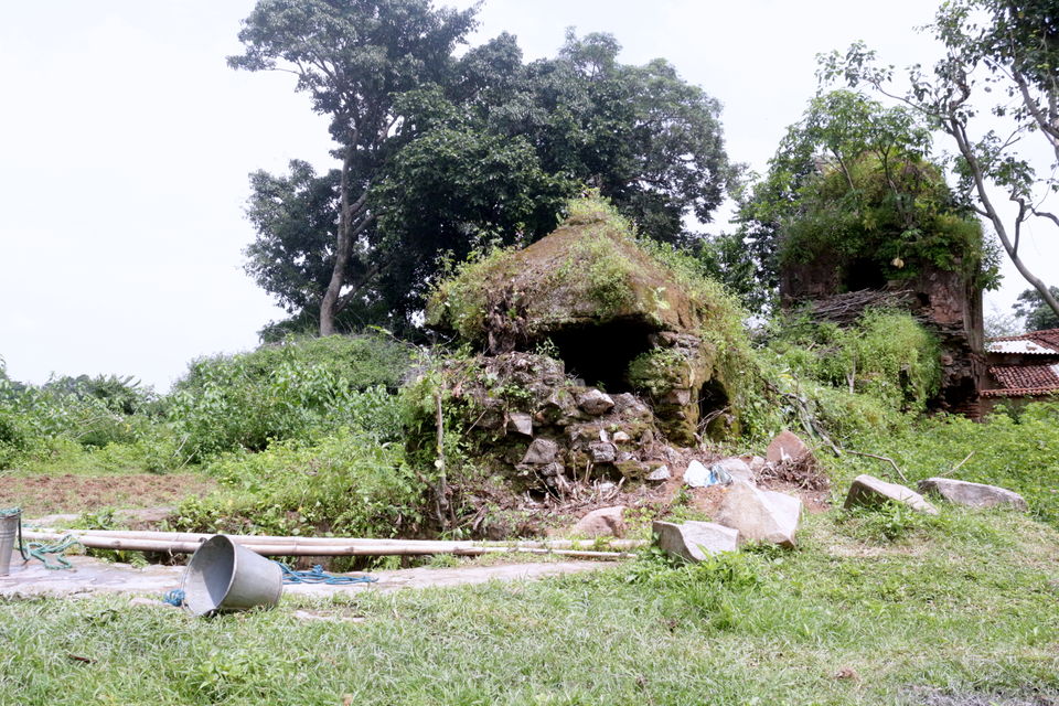 Photo of Journey to the unheard history of Chotanagpur : Navratnagarh, Gumla, Jharkhand by anila