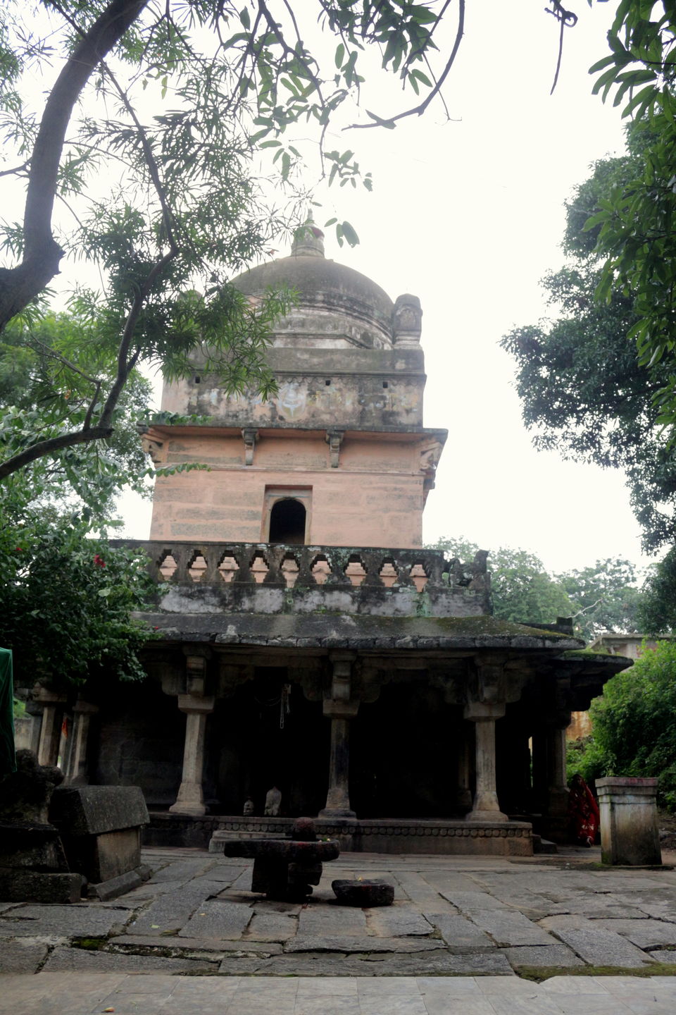 Photo of Journey to the unheard history of Chotanagpur : Navratnagarh, Gumla, Jharkhand by anila