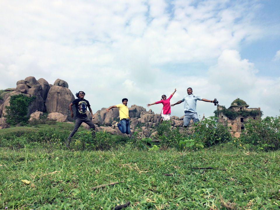 Photo of Journey to the unheard history of Chotanagpur : Navratnagarh, Gumla, Jharkhand by anila