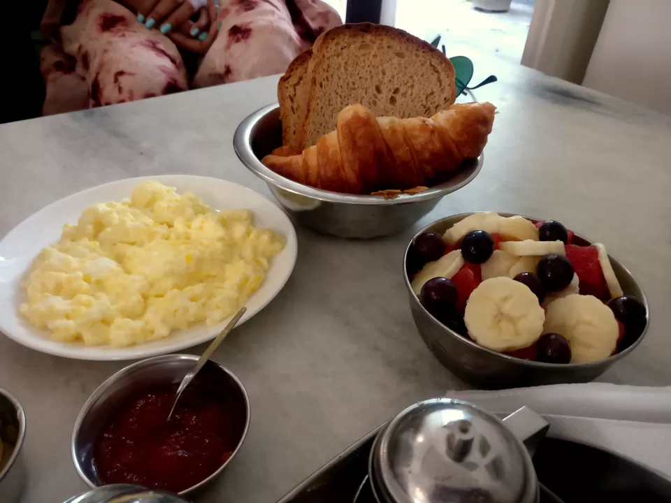 Photo of Cafe des Arts, Suffren Street, White Town, Puducherry, India by anila