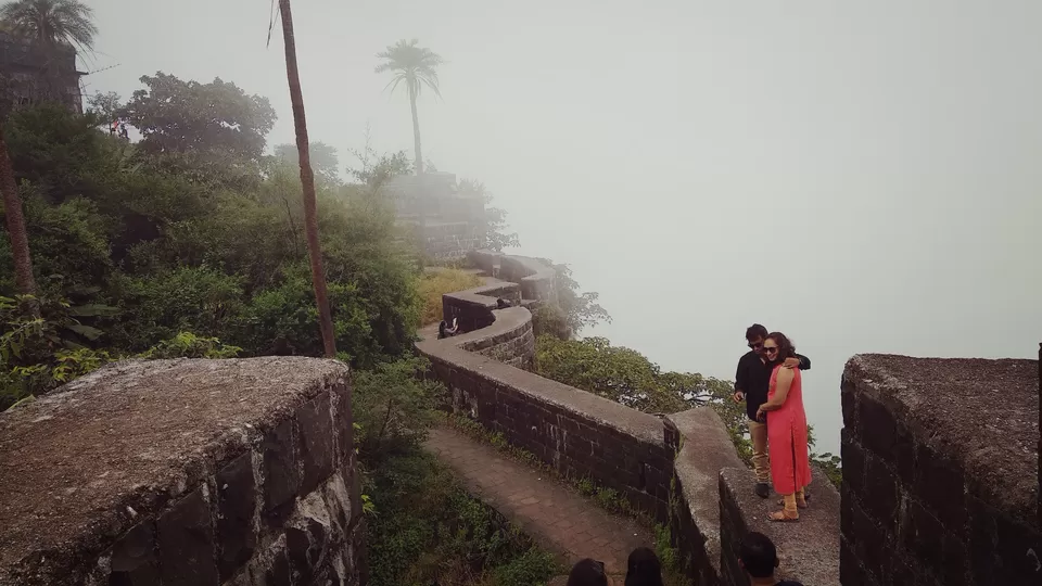 Photo of Sinhagad Fort, Sinhagad Ghat Road, Thoptewadi, Maharashtra, India by Baloji Sawant