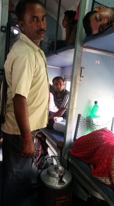 Photo of Essence of Sleeper Class in Purushottam Express by Avinash Singh