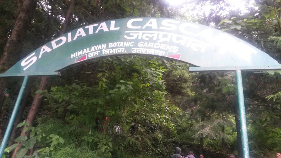Photo of Cheap Weekend Getaway to Nainital by Avinash Singh