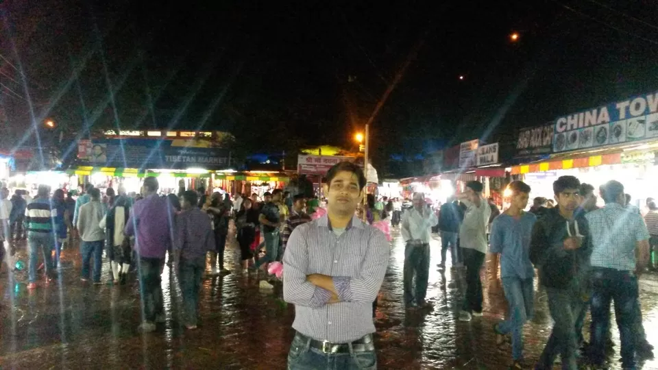 Photo of Bara Bazaar, Nainital by Avinash Singh