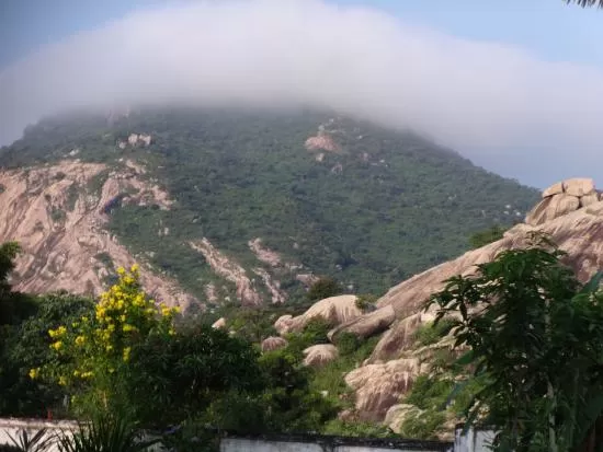 Photo of Panchalingeshwara Temple Road, Boloor Marigudi Road, Ladyhill, Mangalore, Karnataka, India by যাযাবর দেব -Debjyoti Bandyopadhyay